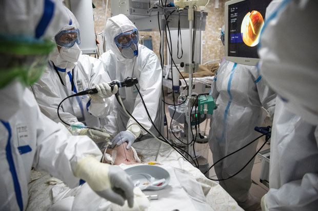 Руски председник морао да се умеша у исплату обећане стимулације медицинарима: Ништа док Путин не запрети